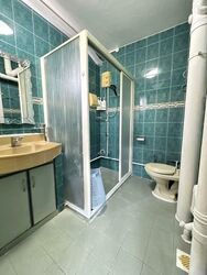 Blk 142 Tampines Street 12 (Tampines), HDB Executive #568103171